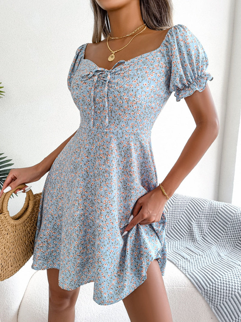 Vestido Femenino Corto Floral Manga Corta