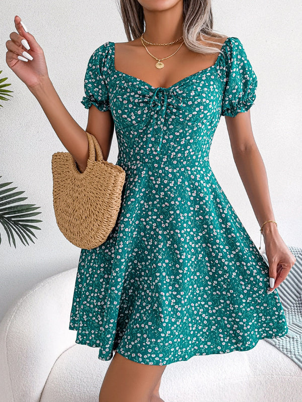 Vestido Femenino Corto Floral Manga Corta